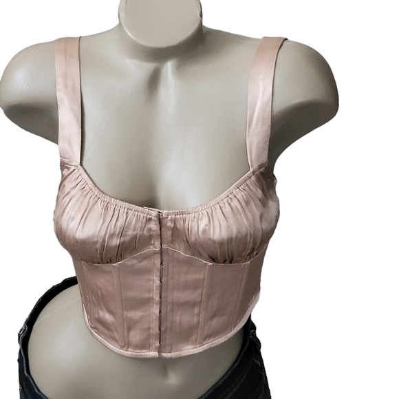 Astr the Label Larinna Bustier Crop Top Small Sweetheart Neck Sleeveless Beige - Picture 7 of 11